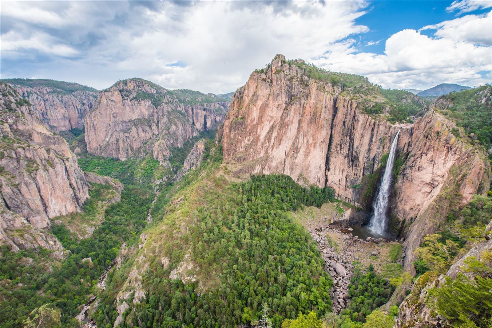  Wasserfall in Chihuahua